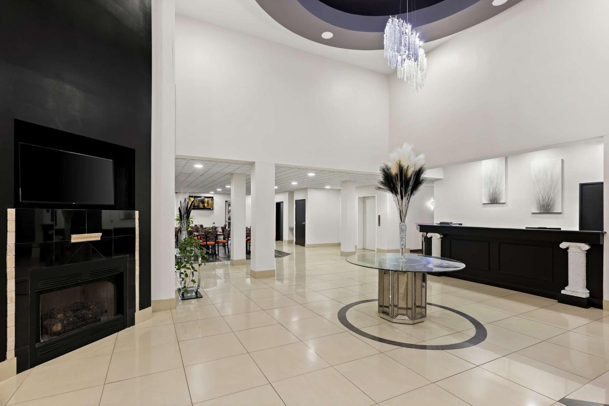 Sonesta Essential Savannah Exterior photo