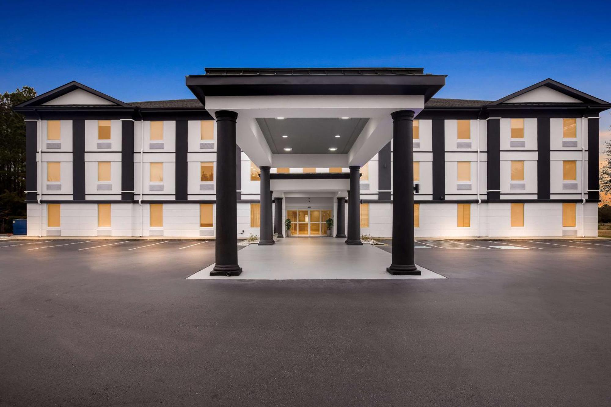 Sonesta Essential Savannah Exterior photo