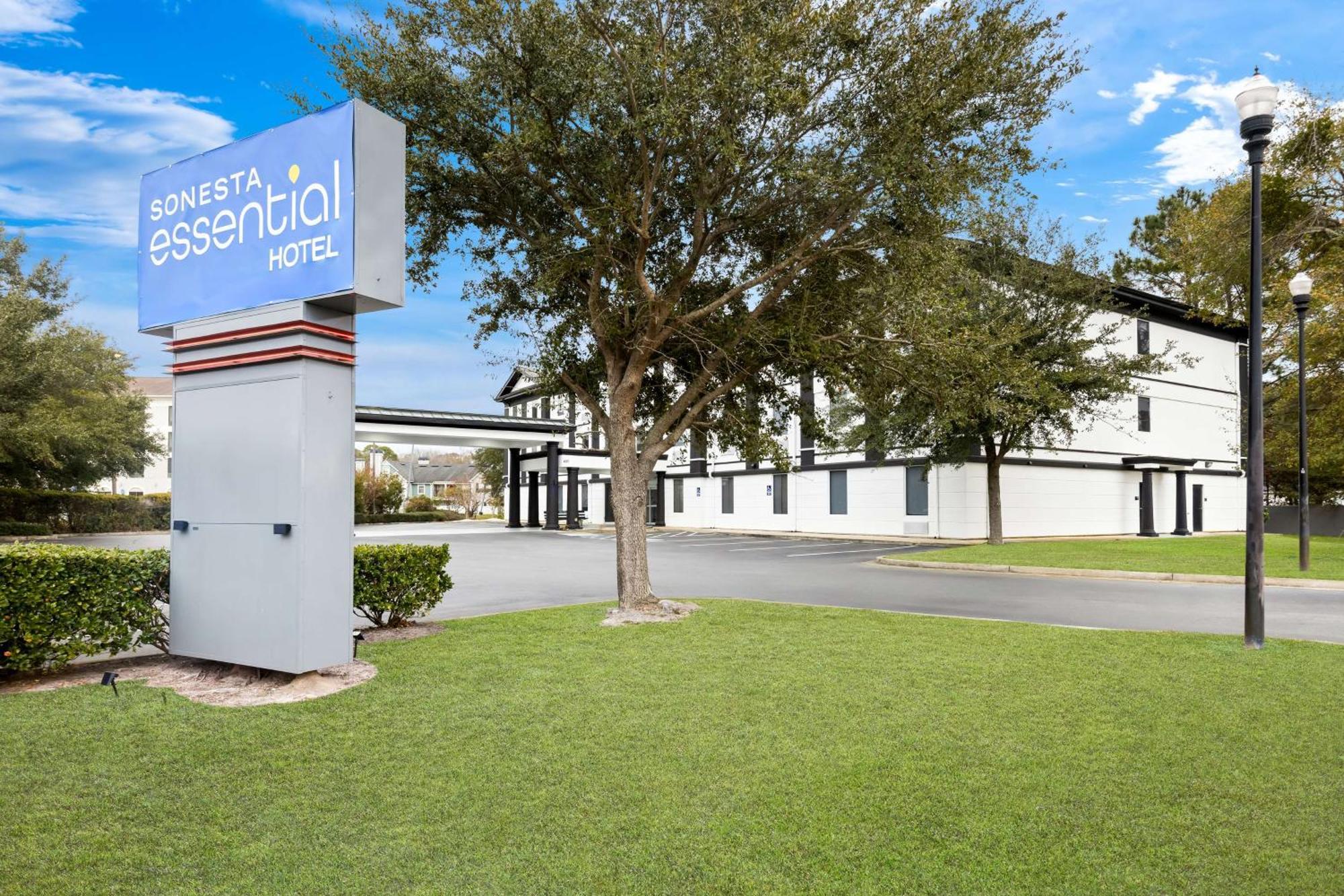 Sonesta Essential Savannah Exterior photo