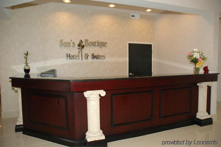 Sonesta Essential Savannah Interior photo
